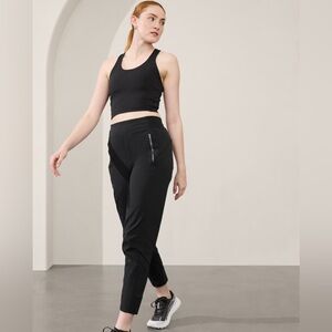 Athleta Trekkie North High Rise Pant 18